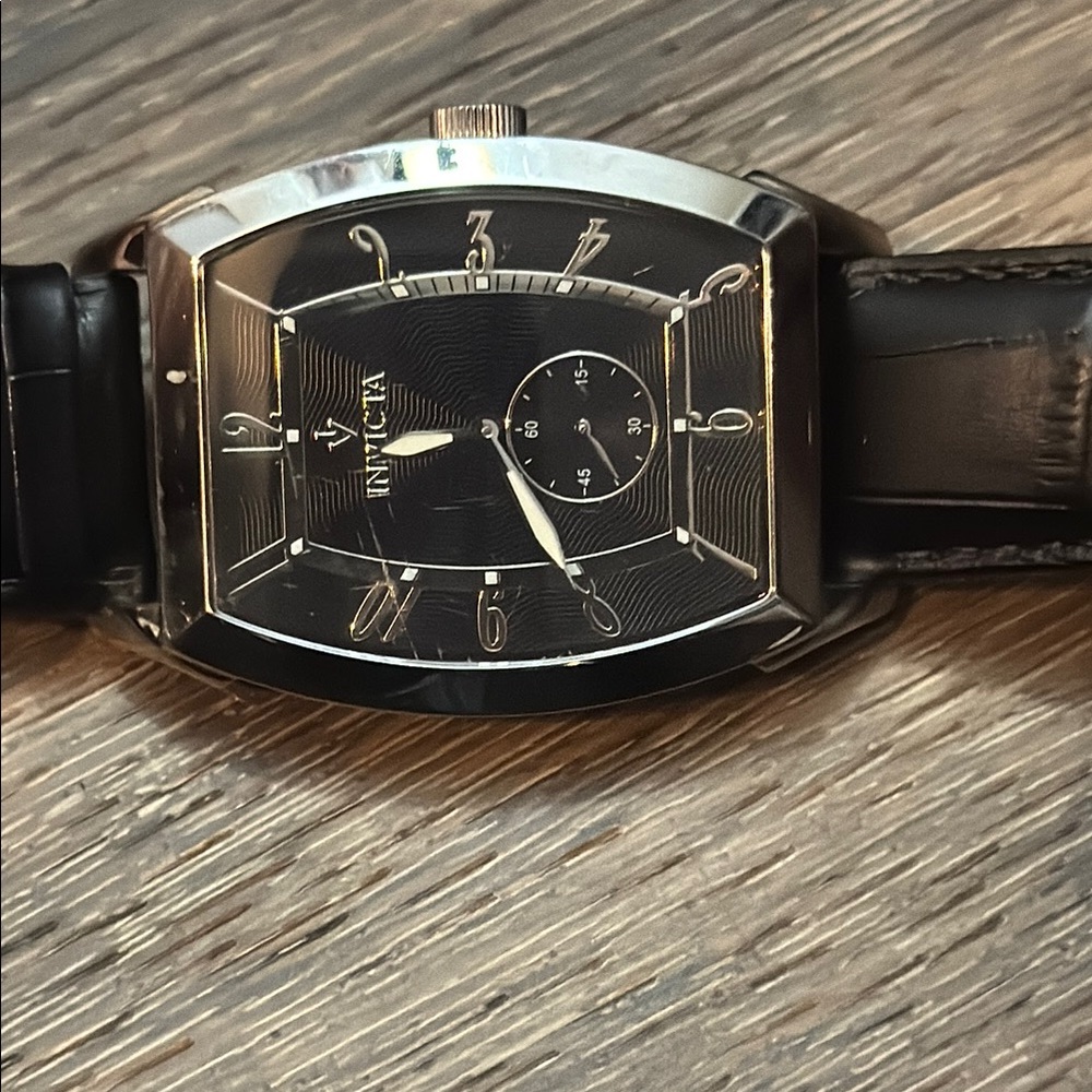 Invicta Black and Silver Watch - Picture 12 of 16